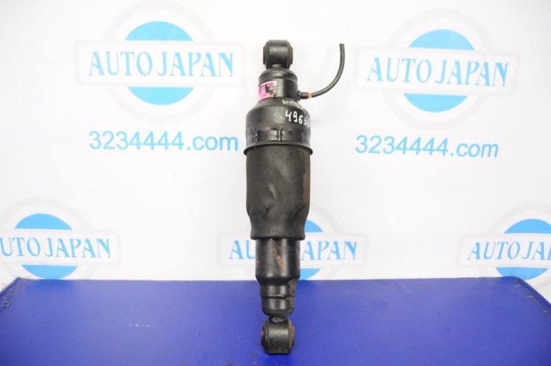 Амортизатор задний левый NISSAN QX56 / TITAN / ARMADA 04-16 56200-ZV60A Б/У