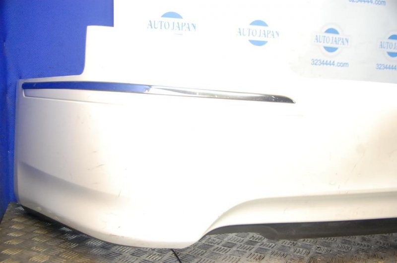 Бампер задний M35/M45 04-10 Бампер задний M35/M45 04-10