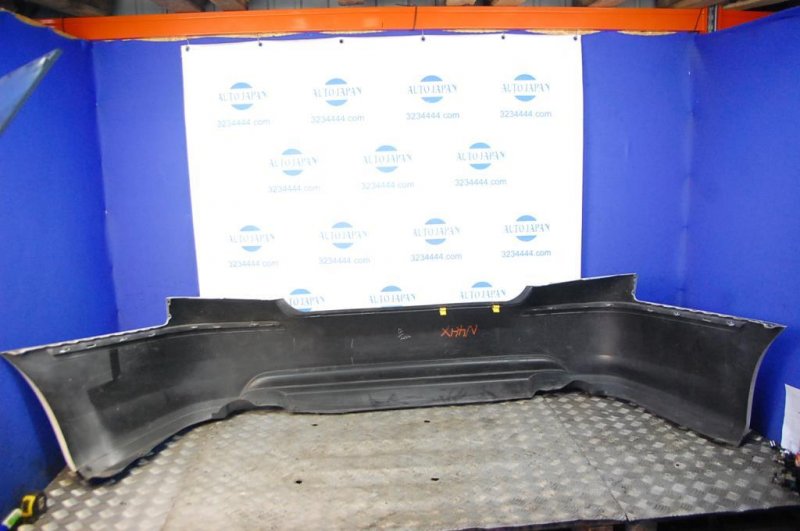 Бампер задний M35/M45 04-10 Бампер задний M35/M45 04-10