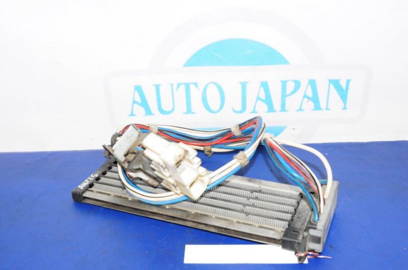 Радиатор печки TOYOTA AURIS 06-12 87710-02020 Б/У