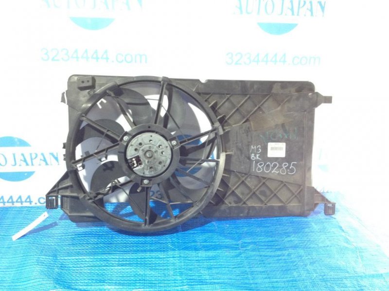 Диффузор вентилятора основного радиатора MAZDA 3 BK 03-08 3M5H-8C607-XE Б/У