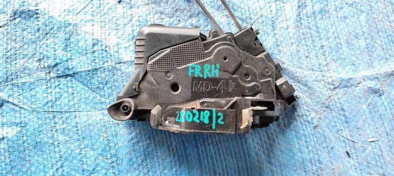 Замок двери передний правый LEXUS GS350 GS300 05-11 69030-30A20 Б/У