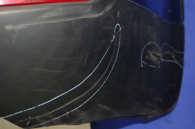 Бампер задний TRIBECA B10 07-13