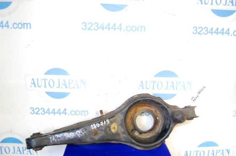 Запчасть рычаг задней подвески поперечный нижний задний правый MAZDA 3 BK 03-08 BN8B-28-300 Б/У Рычаг задней подвески поперечный нижний задний правый MAZDA 3 BK 03-08 BN8B-28-300 Б/У