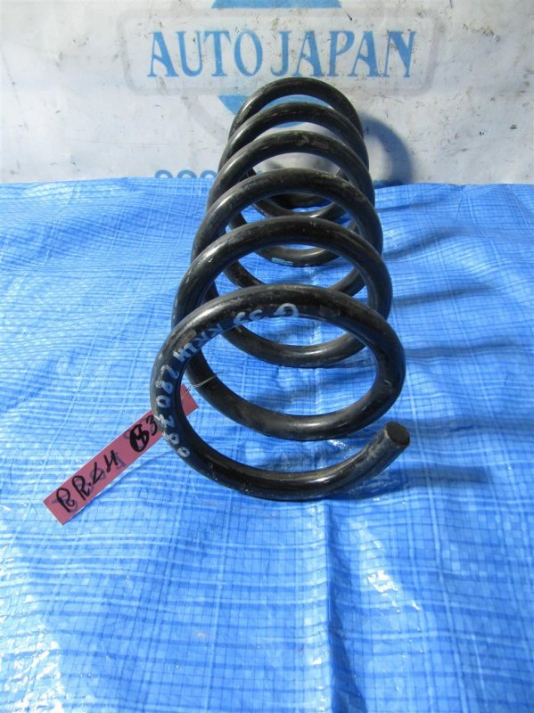 Пружина задней подвески INFINITI G25/G35/G37/Q40 06-14