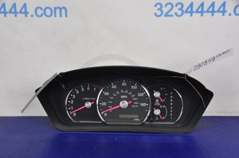 Панель приборов MITSUBISHI GALANT 03-12 8100B222 Б/У