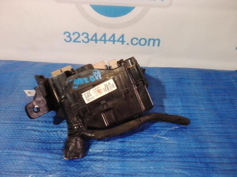 Блок предохранителей моторный отсек I30 FD 07-12