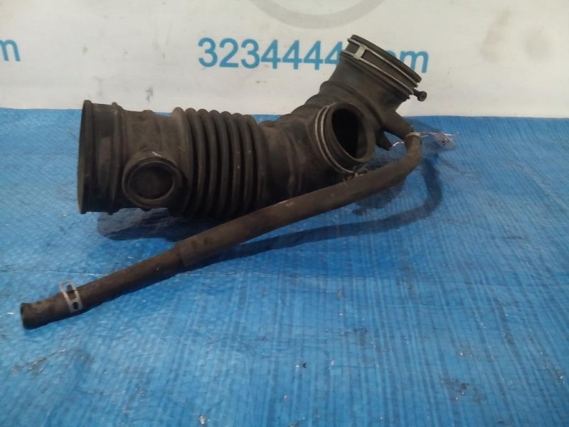 Патрубок воздушного фильтра GALANT 03-12