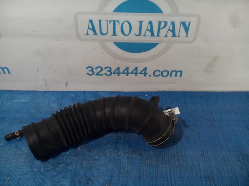 Патрубок воздушного фильтра MITSUBISHI GALANT 03-12