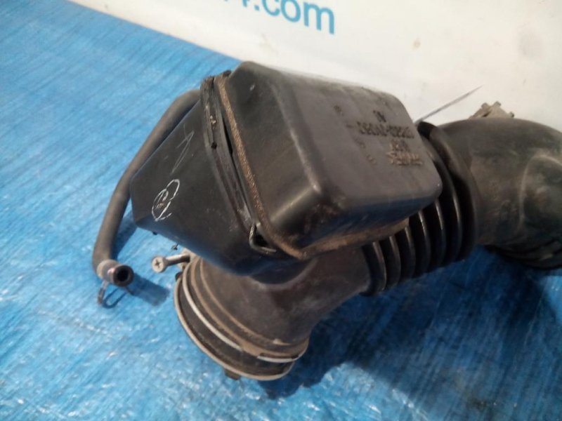 Патрубок воздушного фильтра CAMRY 50 12-15 Патрубок воздушного фильтра CAMRY 50 12-15