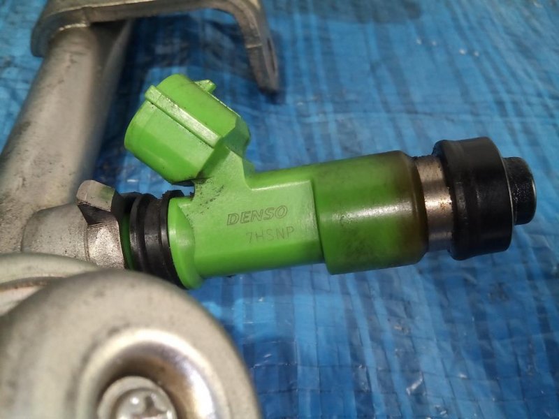 Форсунка топливная TRIBECA B10 07-13 Форсунка топливная TRIBECA B10 07-13