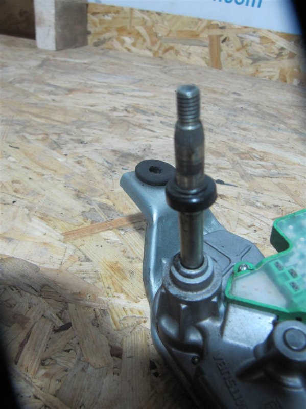 Моторчик стеклоочистителя задний SUBARU IMPREZA 07-11 GE/GH