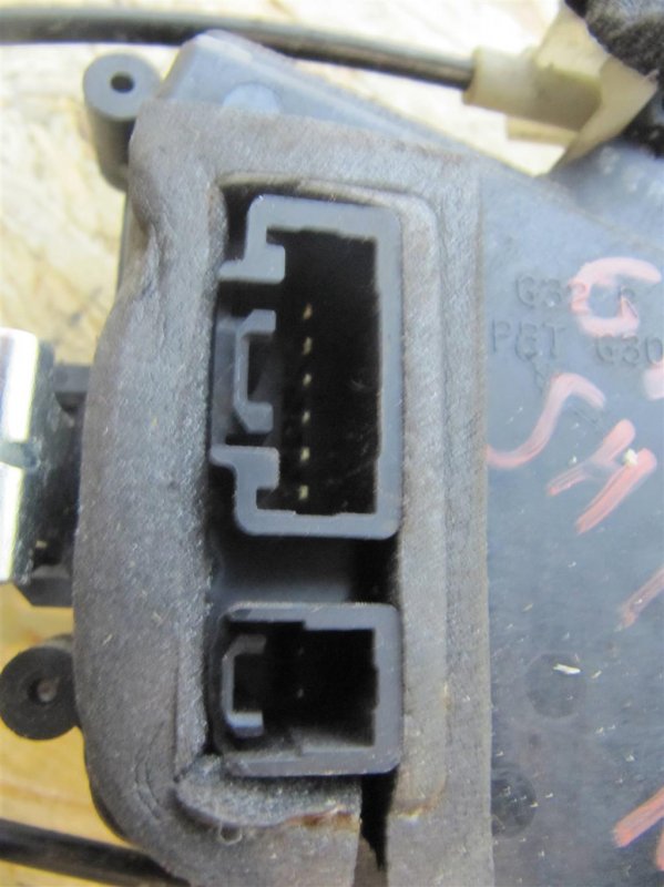 Замок двери задний правый SUBARU FORESTER SH 07-12 Замок двери задний правый SUBARU FORESTER SH 07-12