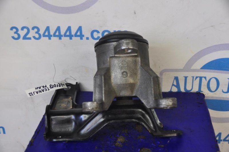 Подушка двигателя правая NISSAN TEANA J32 08-14 11210-JP00B Б/У