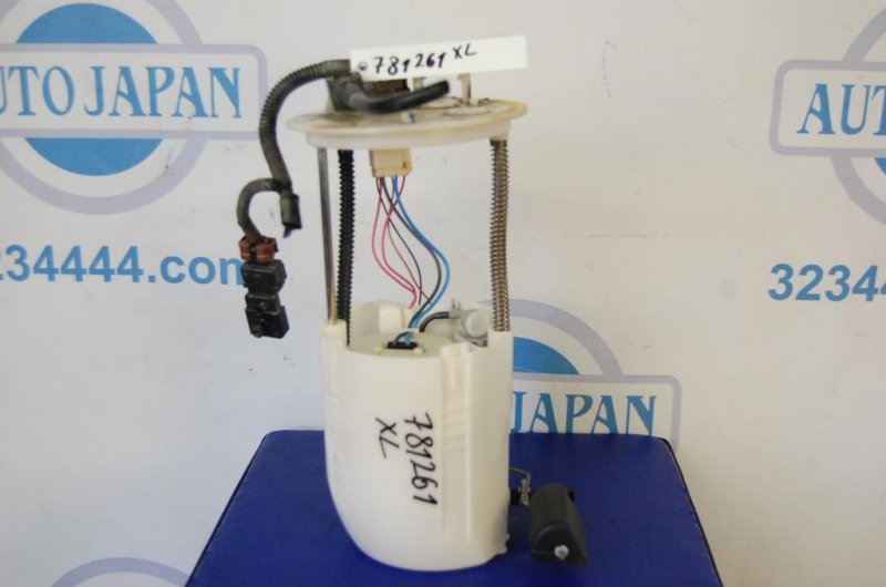 Запчасть топливный насос MITSUBISHI OUTLANDER XL 05-13 1760A236 Б/У Топливный насос MITSUBISHI OUTLANDER XL 05-13 1760A236 Б/У