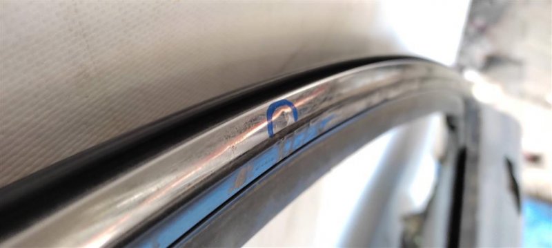 Дверь передняя правая IS250/350 05-13