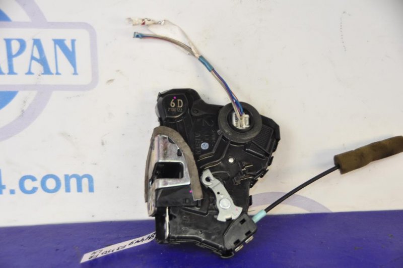 Замок двери передний левый LEXUS ES350 06-12