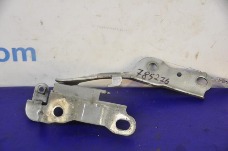 Петля капота левая HYUNDAI ELANTRA HD 06-11