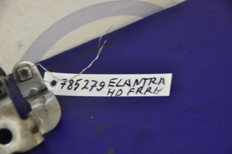 Петля капота правая ELANTRA HD 06-11