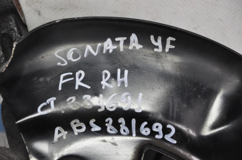 Кулак поворотный передний правый SONATA YF 10-14 2014 Седан 2.4 Кулак поворотный передний правый SONATA YF 10-14 2014 Седан 2.4