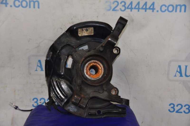 Кулак поворотный передний правый HYUNDAI SONATA YF 10-14 Седан 2.4 Кулак поворотный передний правый HYUNDAI SONATA YF 10-14 Седан 2.4