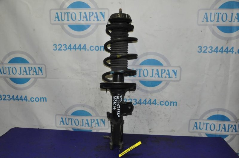 Запчасть амортизатор передний правый HYUNDAI ACCENT RB 10- 2012 Седан 1.6 54660-1R201 Б/У Амортизатор передний правый HYUNDAI ACCENT RB 10- 2012 Седан 1.6 54660-1R201 Б/У