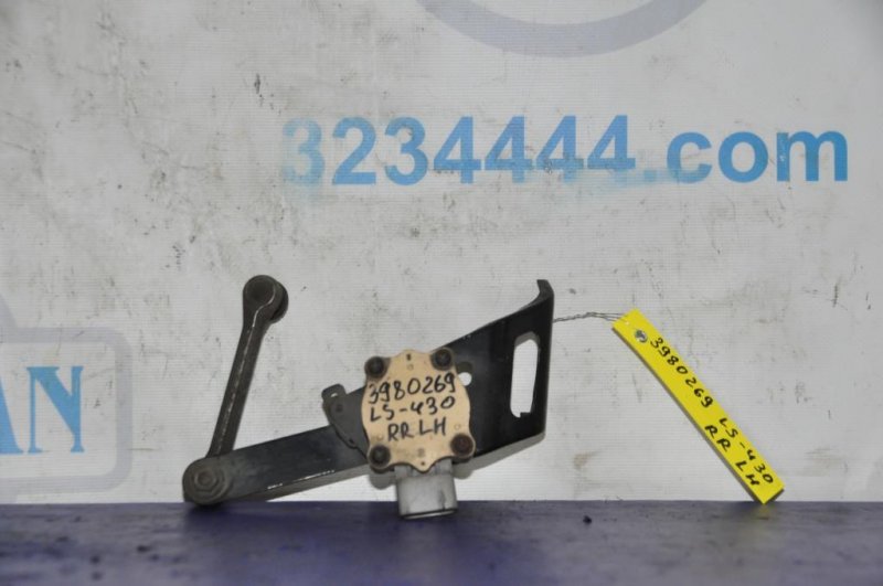 Датчик положения кузова задний левый LEXUS LS430 00-06 89408-50060 Б/У