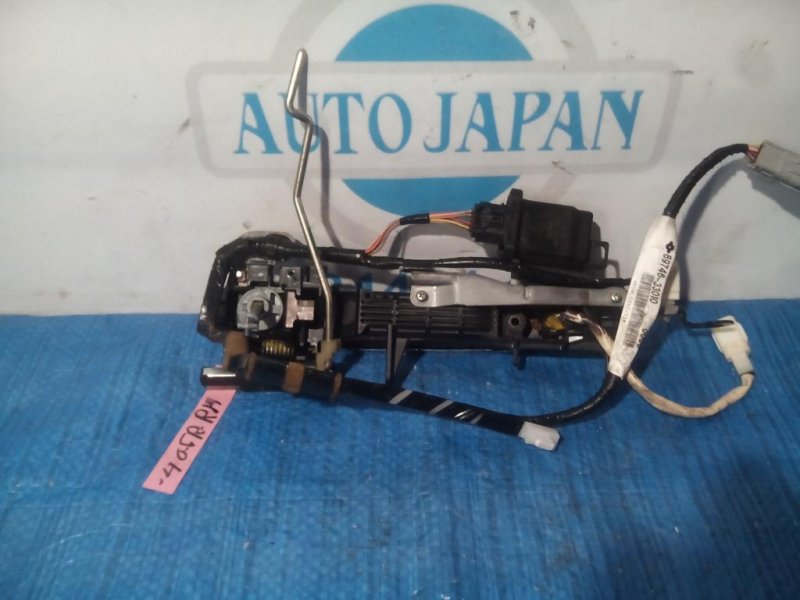 Ручка двери наружная передняя правая CAMRY 40 06-11 Ручка двери наружная передняя правая CAMRY 40 06-11