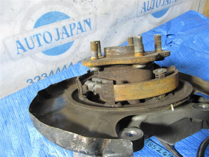 Запчасть ступица задняя левая INFINITI G35 03-07 Б/У Ступица задняя левая INFINITI G35 03-07 Б/У