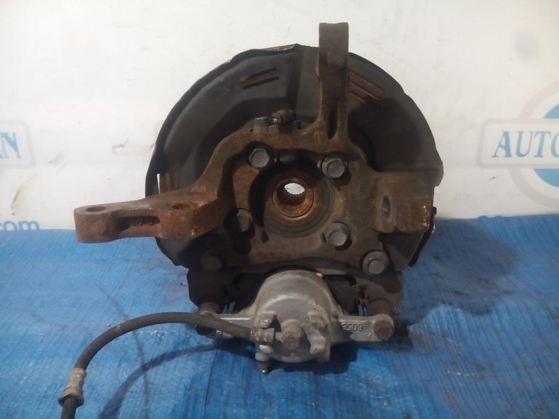 Кулак поворотный передний левый GALANT 03-12