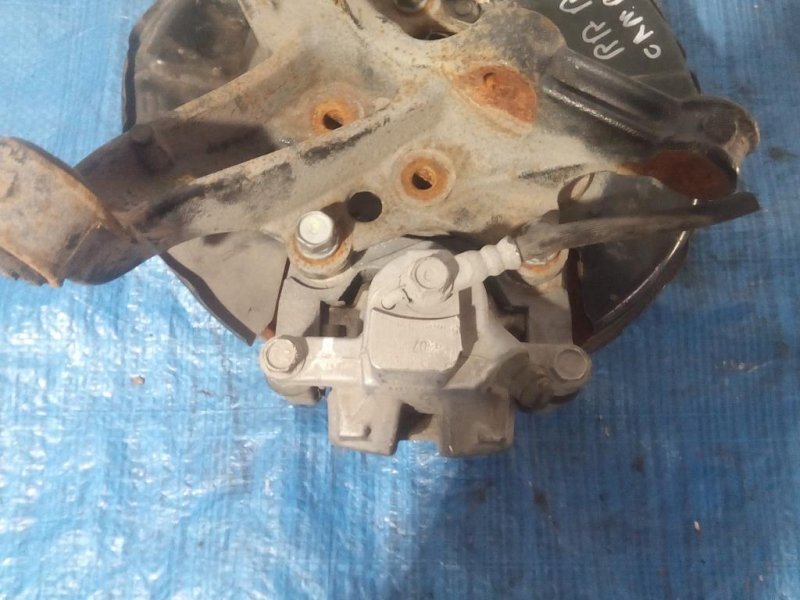 Суппорт тормозной задний правый CAMRY 55 14-17