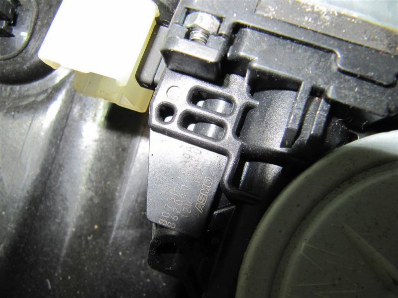 Стеклоподъемник передний правый MURANO Z51 07-14