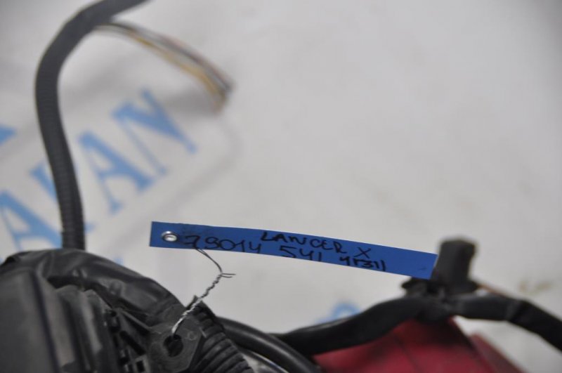 Блок предохранителей моторный отсек LANCER X 10 07-15