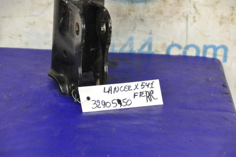 Амортизатор передний правый LANCER X 10 07-15 Амортизатор передний правый LANCER X 10 07-15
