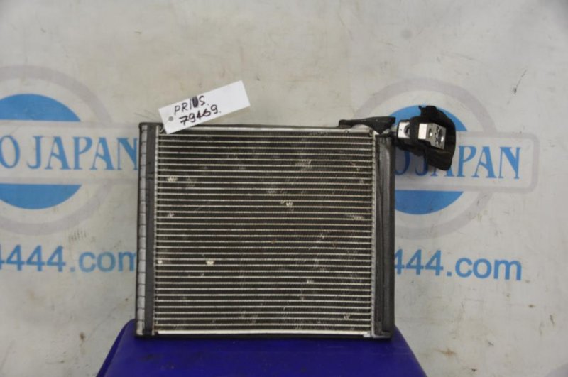 Запчасть испаритель кондиционера TOYOTA PRIUS - 30 09-17 88501-47051 Б/У Испаритель кондиционера TOYOTA PRIUS - 30 09-17 88501-47051 Б/У