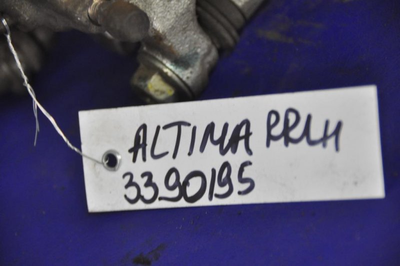 Суппорт тормозной задний левый ALTIMA L33 12-18 2015 L33 2.5