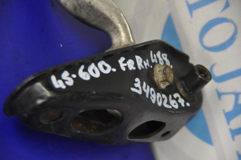 Рычаг передней подвески верхний задний правый LS600HL 06-17 2008 Седан 5.0