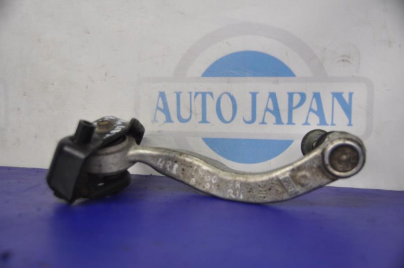 Рычаг передней подвески верхний задний правый LEXUS LS600HL 06-17 Седан 5.0