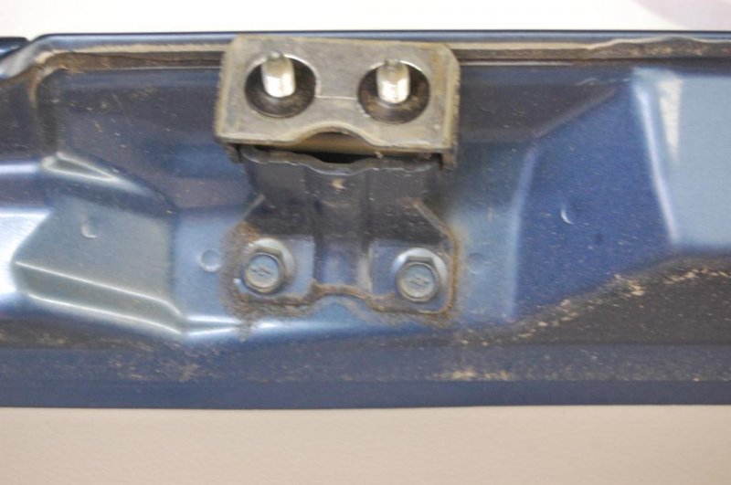 Крышка багажника TRIBECA B10 07-13 2008 Внедорожник 3.6