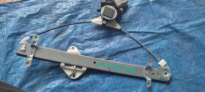 Запчасть стеклоподъемник передний правый SUBARU LEGACY 09-15 BM 2011 Седан 2.5 EJ253 61041AJ00A Б/У Стеклоподъемник передний правый SUBARU LEGACY 09-15 BM 2011 Седан 2.5 EJ253 61041AJ00A Б/У