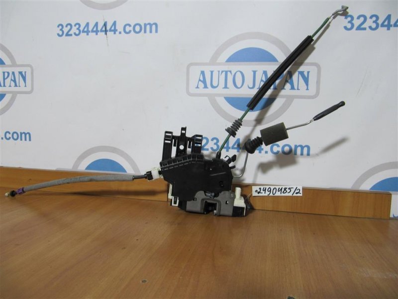 Замок двери задний правый QX30 16-20