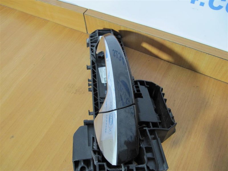 Ручка двери наружная задняя правая QX30 16-20