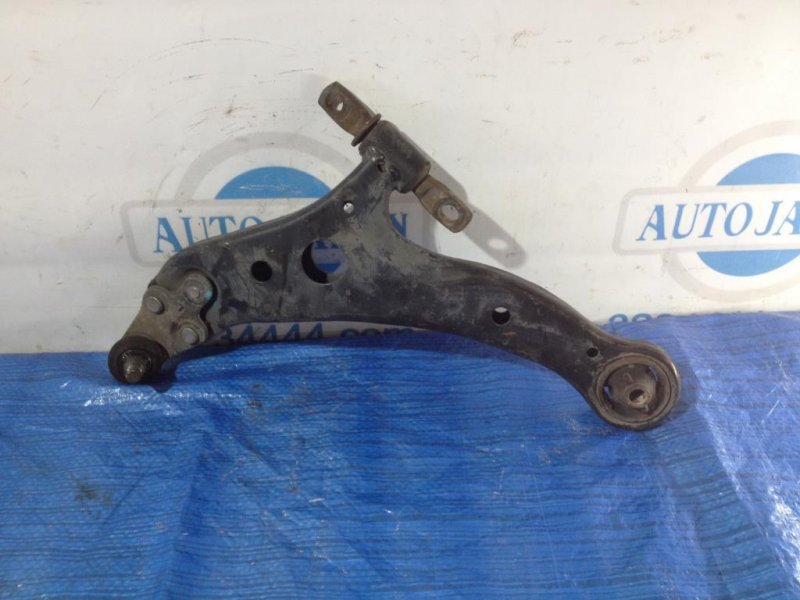 Рычаг передней подвески нижний передний левый CAMRY 40 06-11