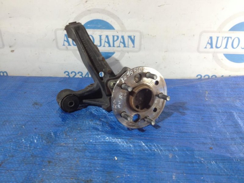 Запчасть ступица задняя правая TOYOTA CAMRY 40 06-11 Б/У Ступица задняя правая TOYOTA CAMRY 40 06-11 Б/У