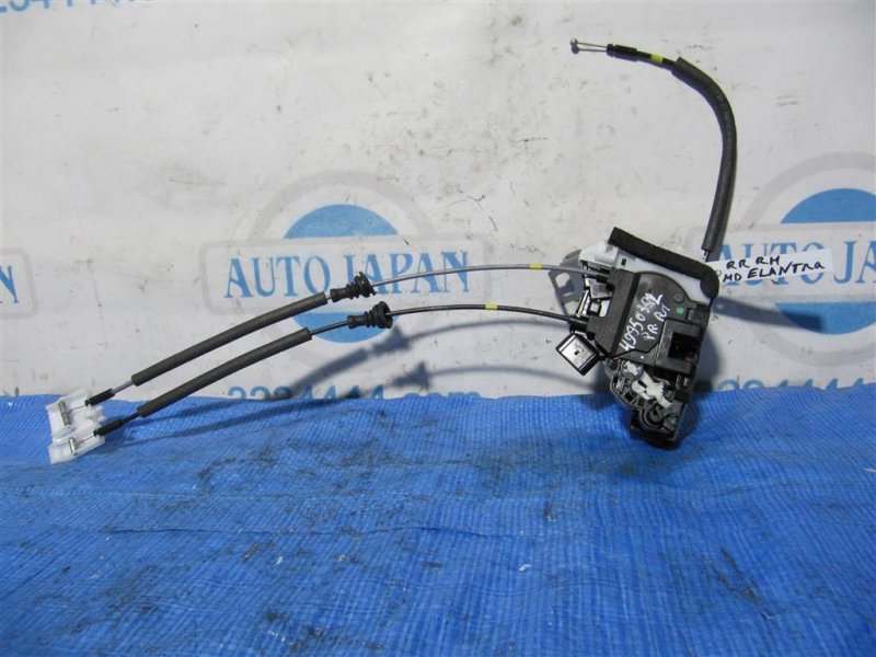 Замок двери задний правый HYUNDAI ELANTRA MD 10-15 81420-3X010 Б/У