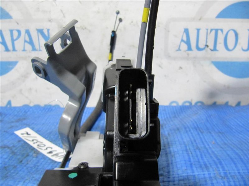 Замок двери задний правый ELANTRA MD 10-15