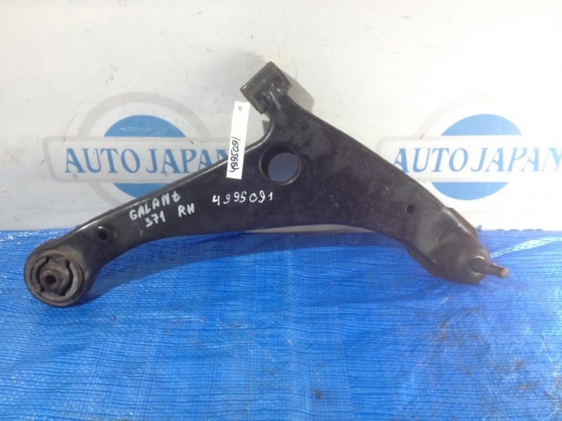 Рычаг передней подвески нижний передний правый MITSUBISHI GALANT 03-12 MN161706 Б/У