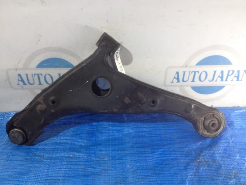 Рычаг передней подвески нижний передний правый MITSUBISHI GALANT 03-12