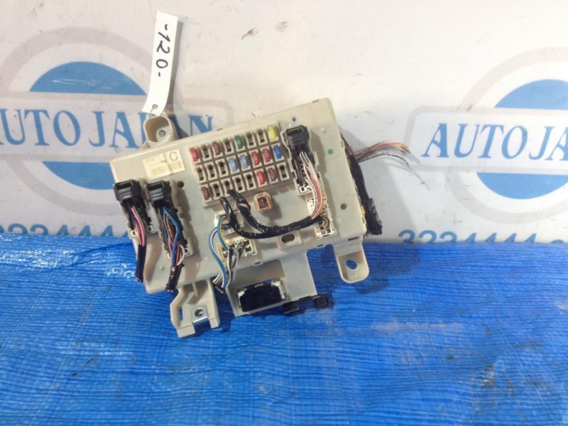 Блок предохранителей салон LAND CRUISER PRADO 120 02-09