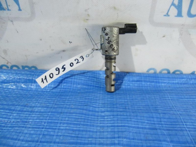 Клапан изменения фаз ГРМ правый TOYOTA SIENNA 11-16 2011 GSL30 3.5 2GR-FE 15330-0P030 Б/У